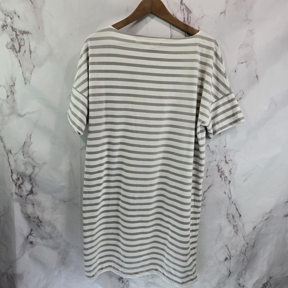 Wilfred Free Dress Womens Medium White Gray Striped Mini T Shirt Dolman Aritzia - Picture 5 of 8